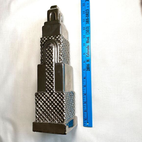 NEW! SILVER CHROME Porcelain CHRYSLER BUILDING Art Deco SKYSCRAPER! Sculpture - Picture 1 of 16